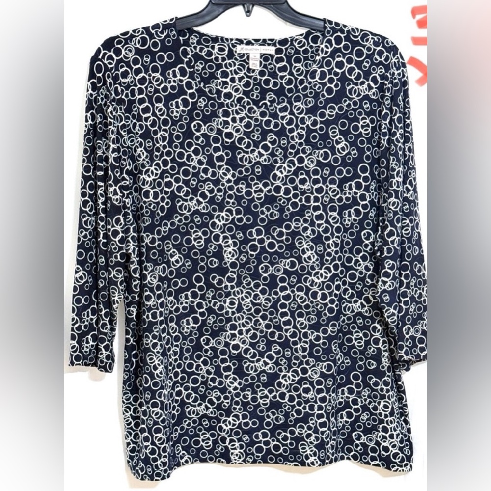 JM Collection Women's Navy and White Patterned Top